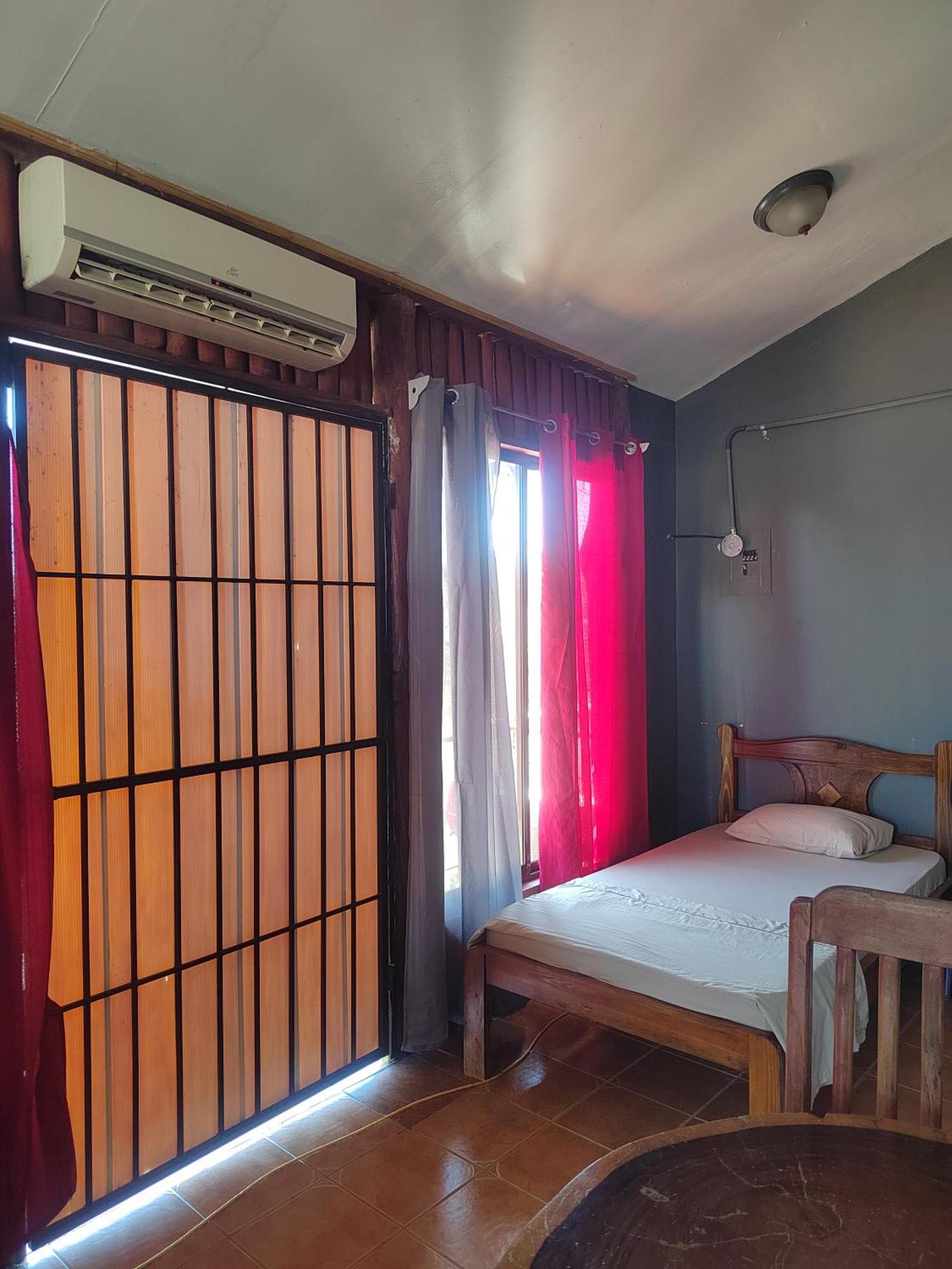 Sura House Corcovado Habitacion Big With Ac Puerto Jimenez Ngoại thất bức ảnh